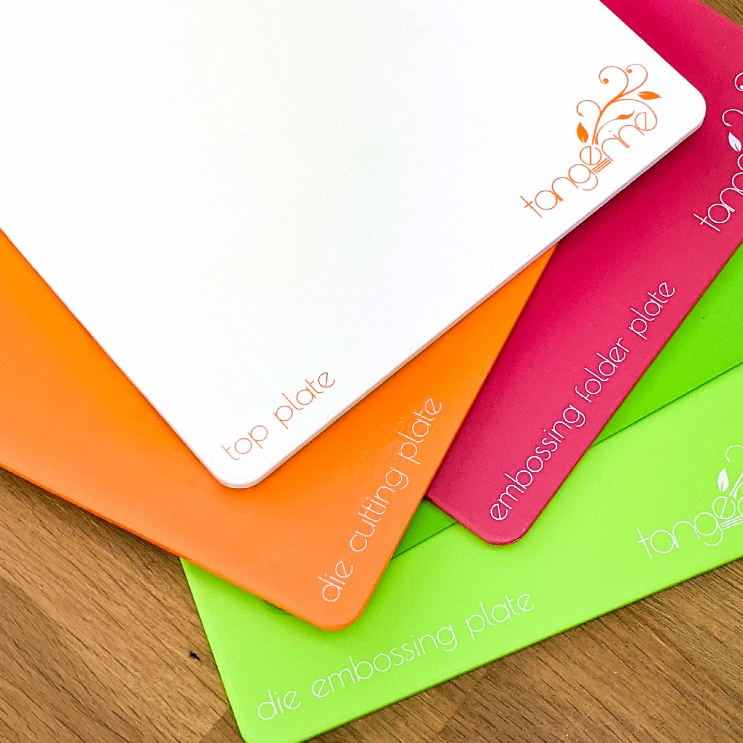 Tonic Studios bundle Tangerine Die Cutting Machine with A Very Festive Fayre Collection - TB03