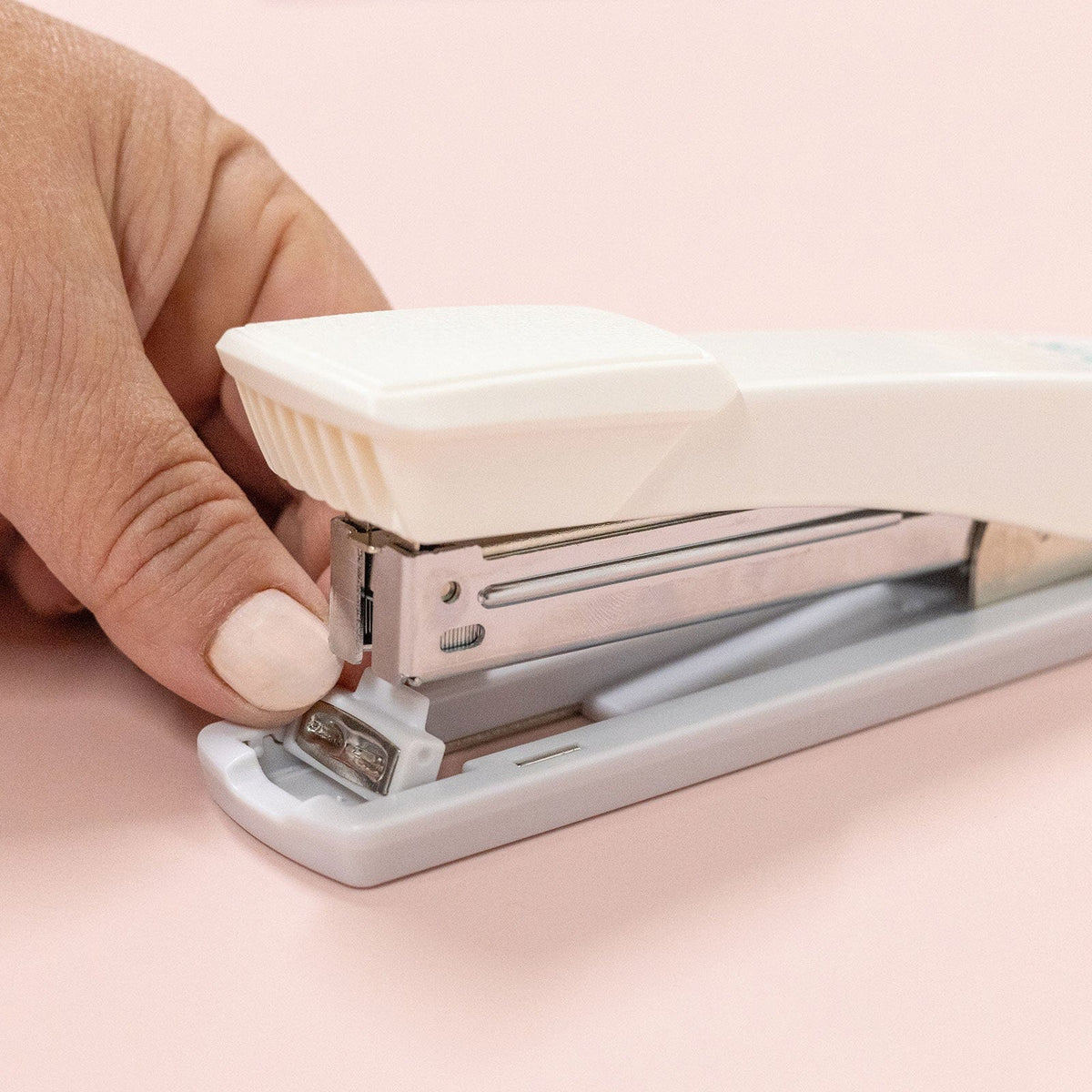 American Crafts Cutting Tools We R Makers Cinch Stapler - NEW!
