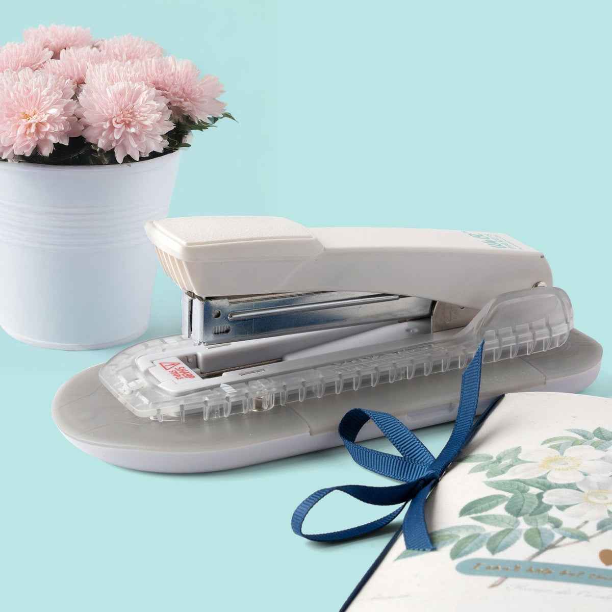 American Crafts Cutting Tools We R Makers Cinch Stapler - NEW!