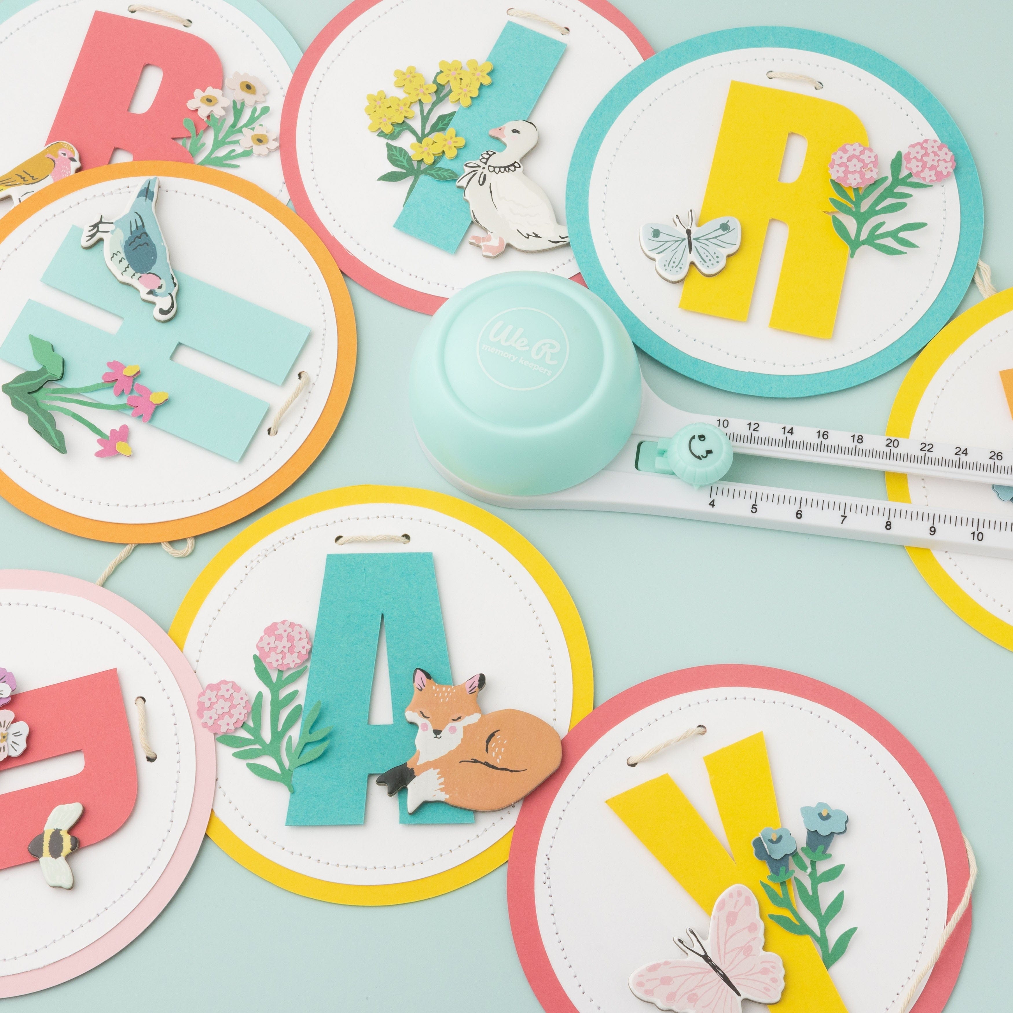 American Crafts Cutting Tools We R Makers Circle Cutter