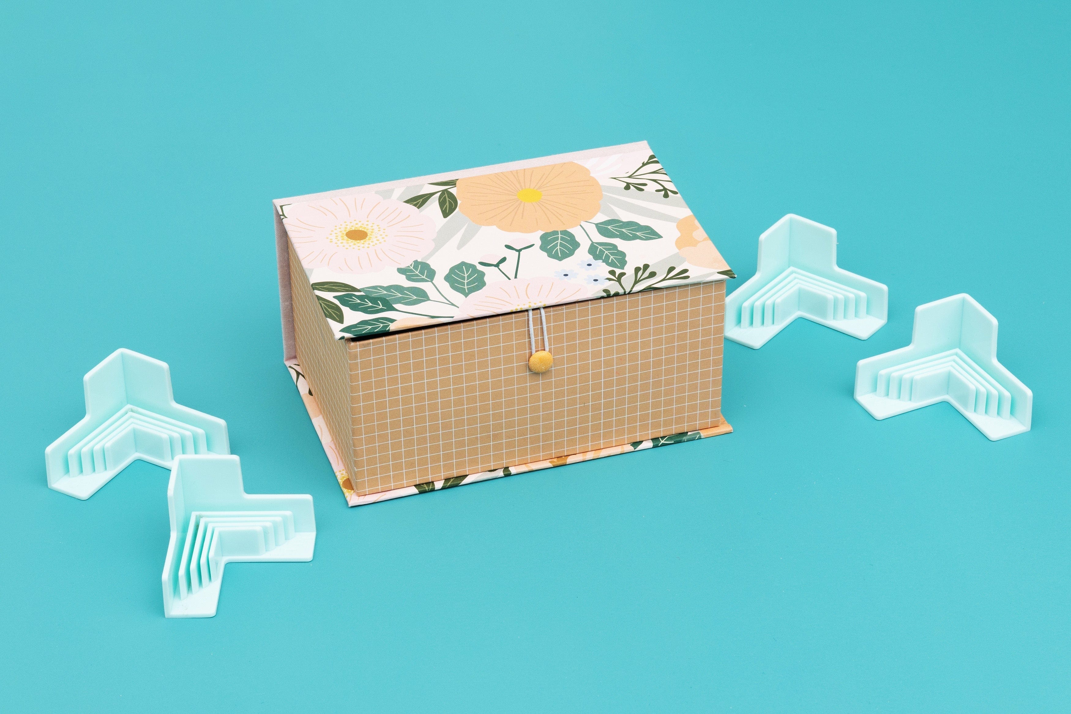 American Crafts Tools We R Makers Corner Guides-4/Pkg