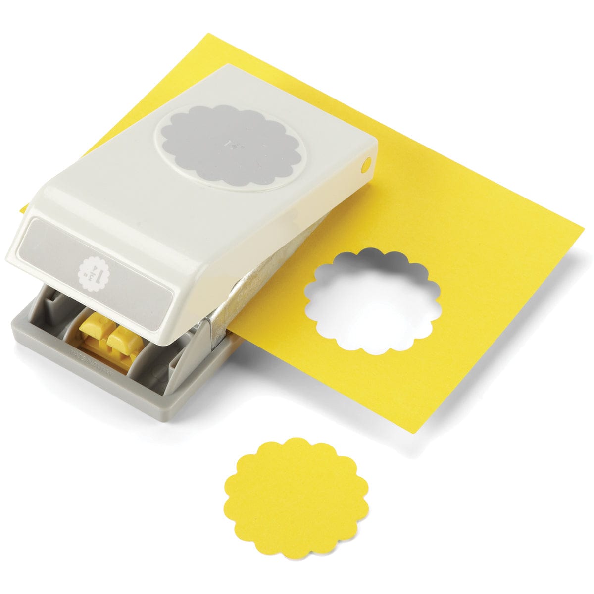 Ek Success Large Punch-Scallop Circle, 1.75"