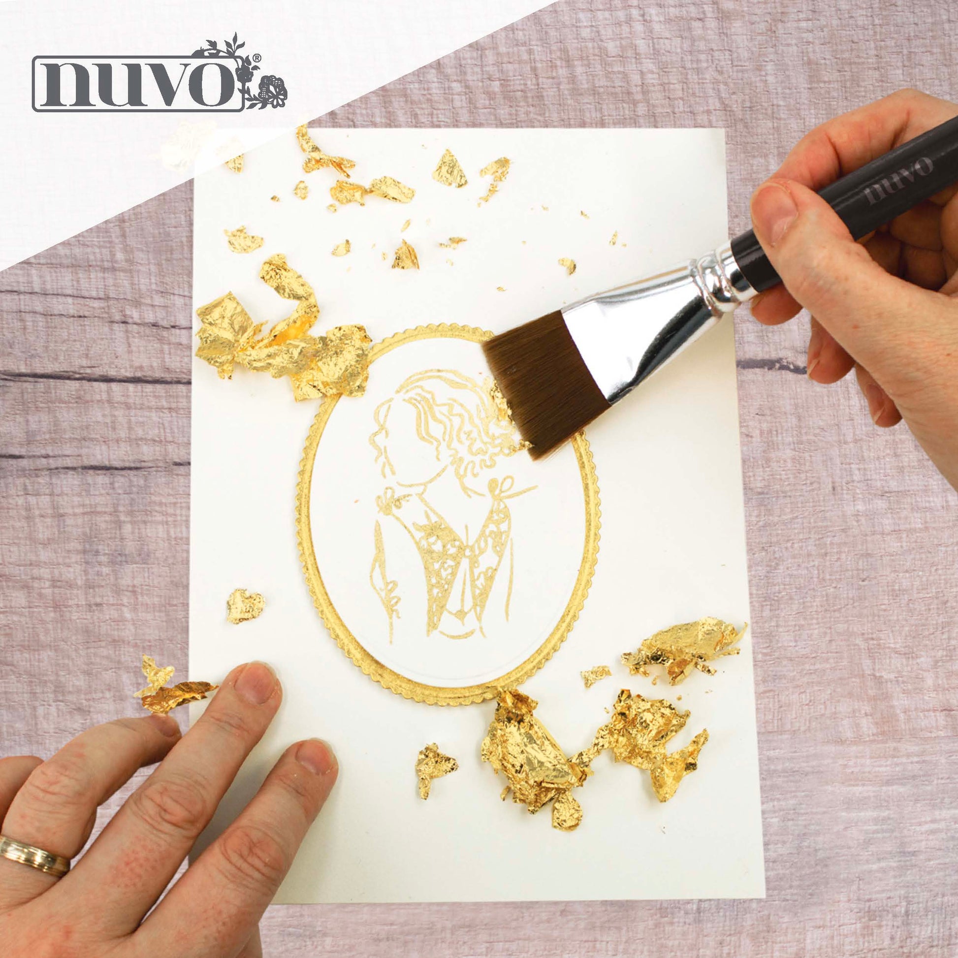 Nuvo Gilding Flakes Nuvo - Gilding Flakes - Radiant Gold (200ml) - 850n