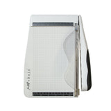 Load image into Gallery viewer, Tim Holtz Tools Tim Holtz - 8.5&quot; / 22cm Trimmer - 160e