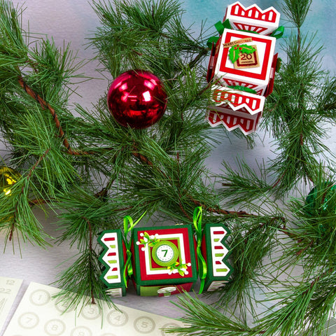 Tonic Studios Die Cutting Advent Cracker Box Die Set - 5907e