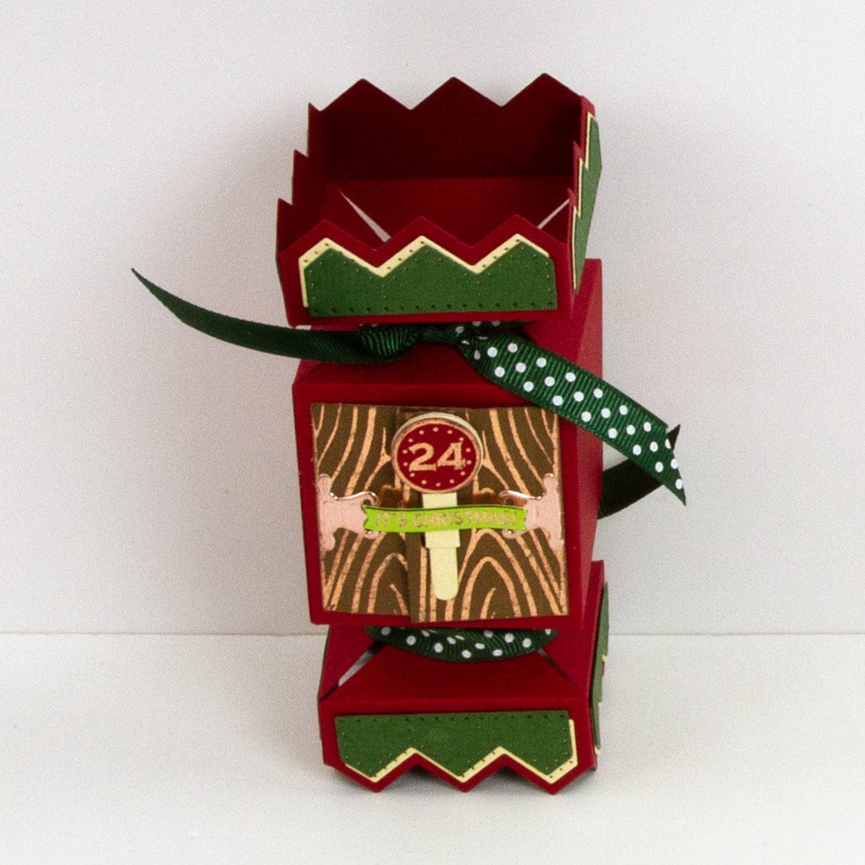 Tonic Studios Die Cutting Advent Cracker Box Die Set - 5907e