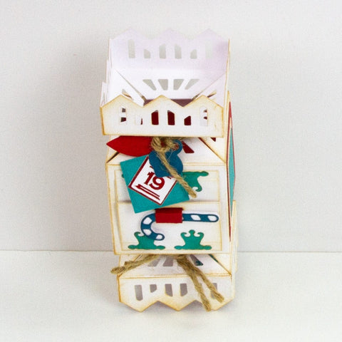 Tonic Studios Die Cutting Advent Cracker Box Die Set - 5907e