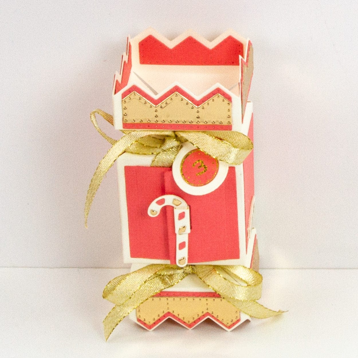Tonic Studios Die Cutting Advent Cracker Box Die Set - 5907e