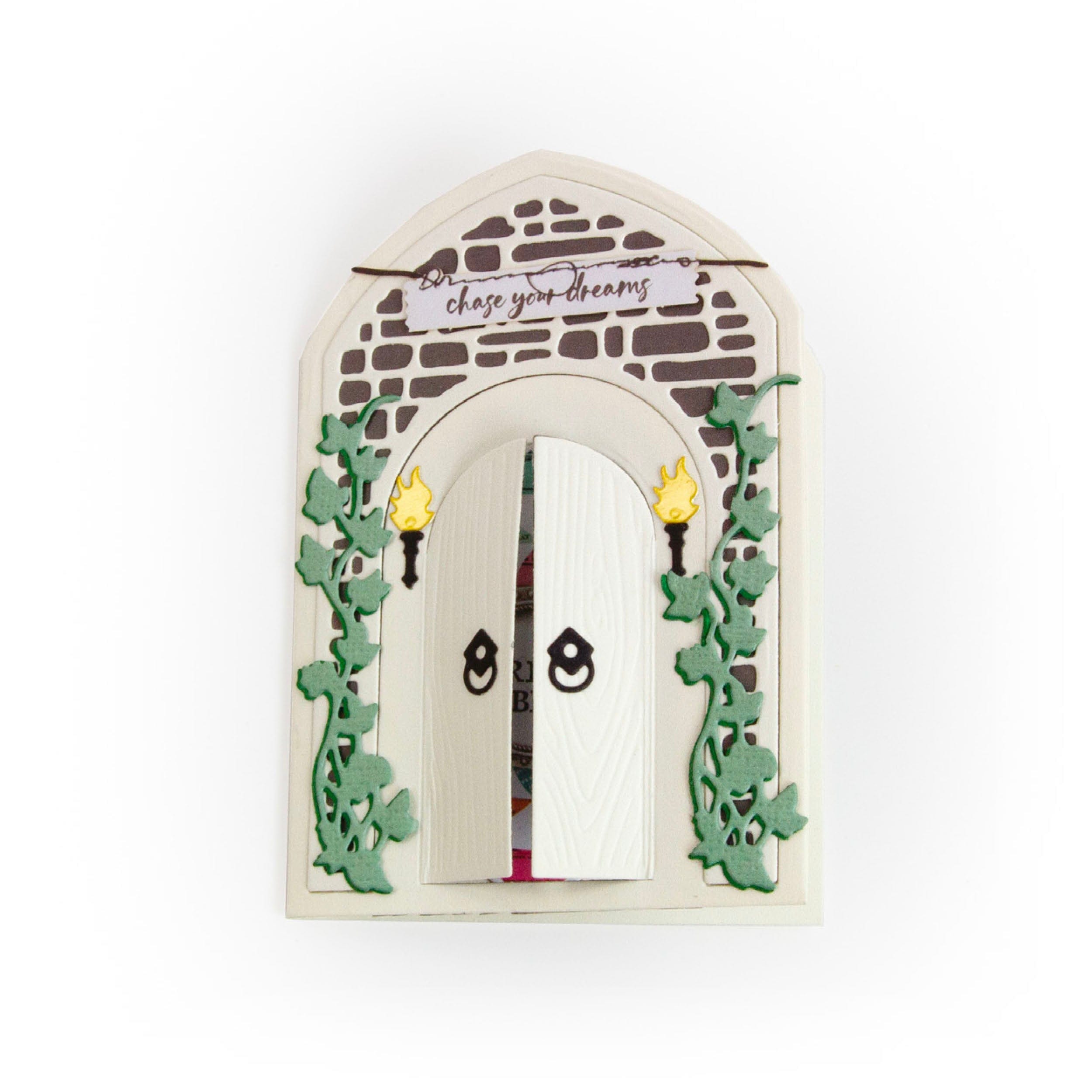 Tonic Studios Die Cutting Craftwork Castle Gift Box Die Set - 5874e