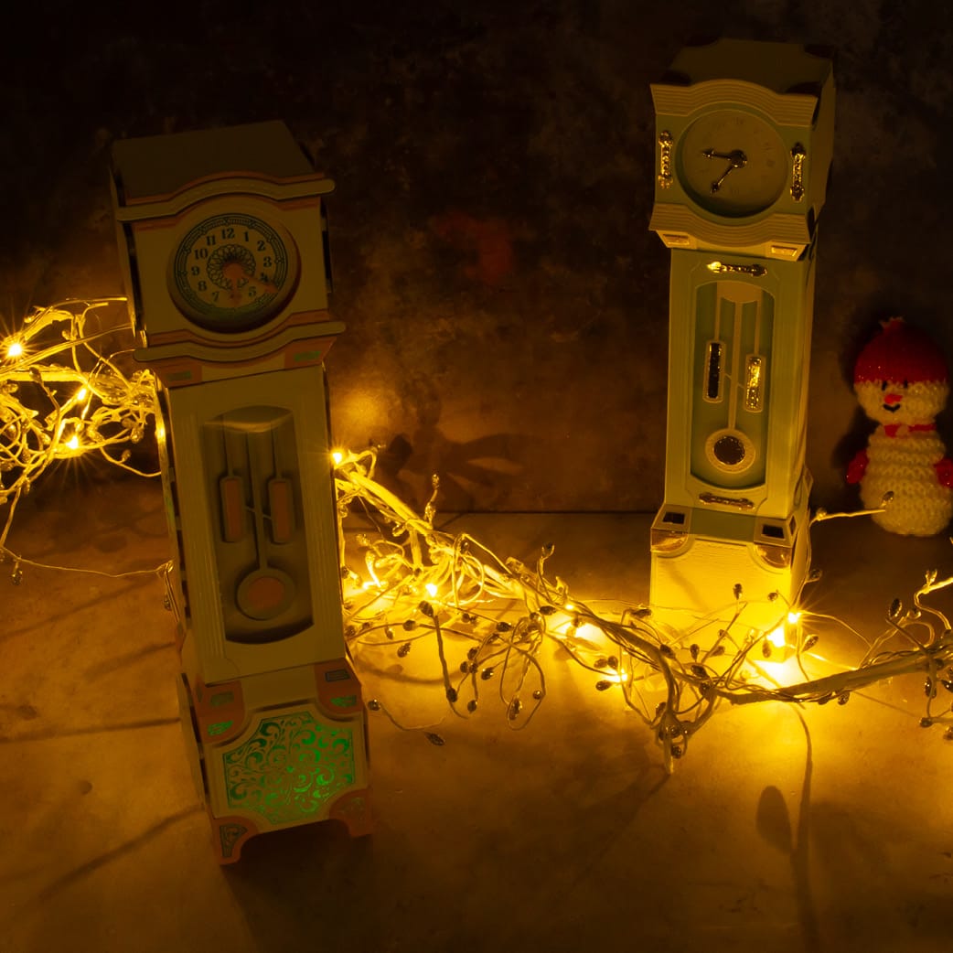 Tonic Studios Die Cutting Glorious Grandfather Clock Collection