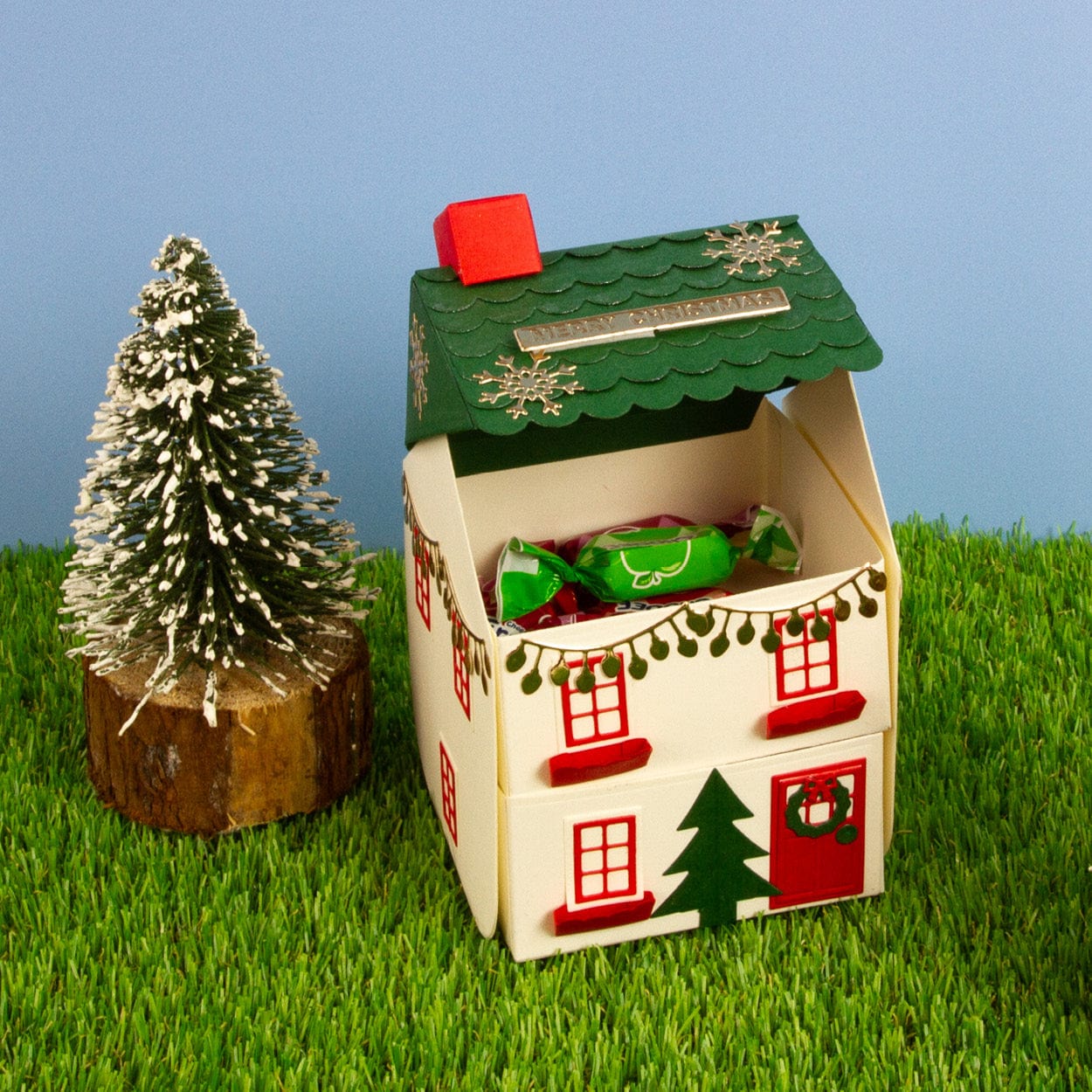 Tonic Studios Die Cutting Homely Hugs Die Set - 5901e