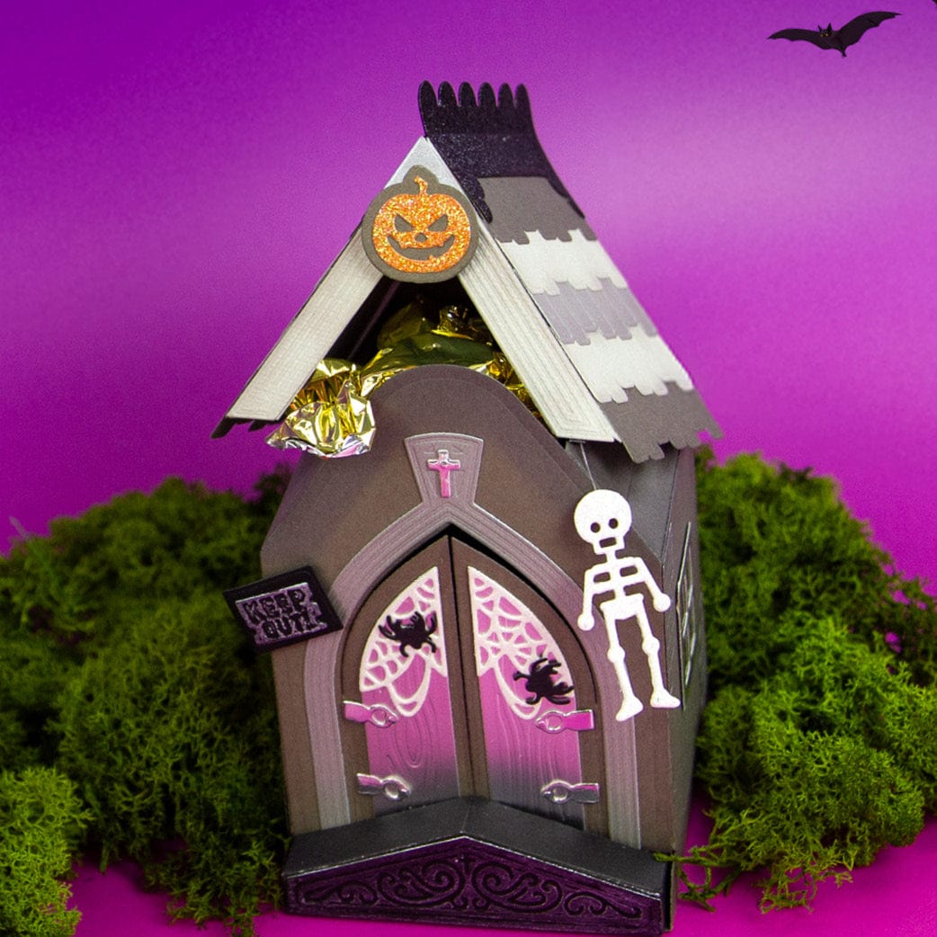 Tonic Studios Die Cutting Macabre Mausoleum - Showcase Die Set - SHOW59