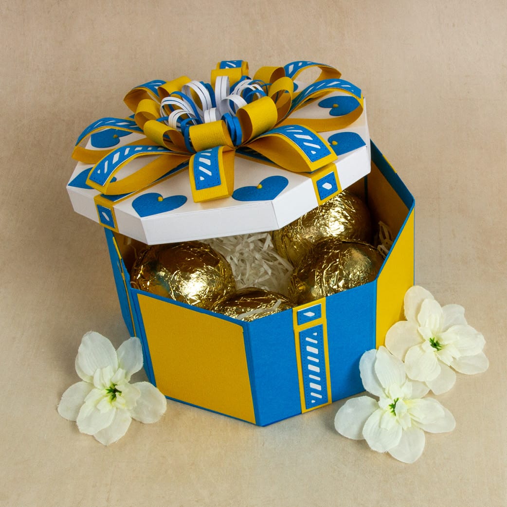 Tonic Studios Die Cutting Octavia Bow Box - Create & Make Die Set - CREATE23