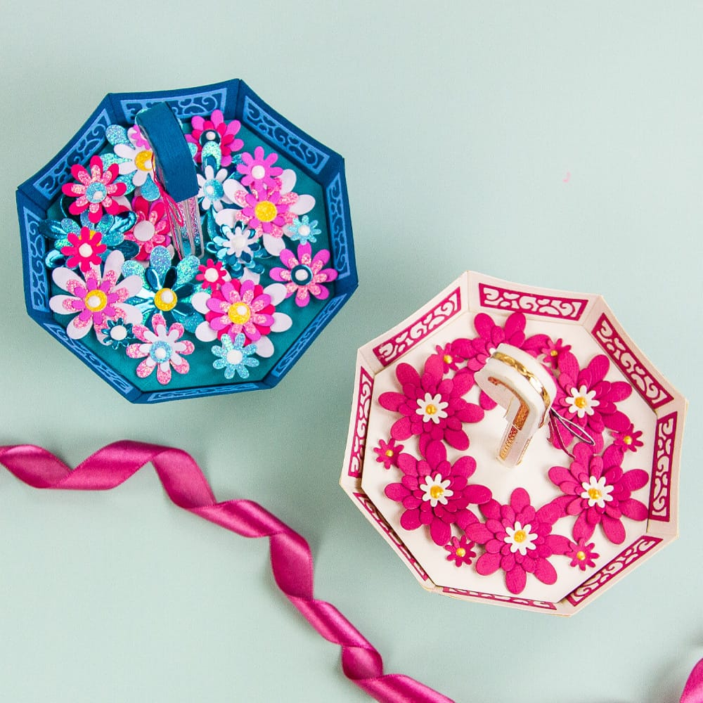 Tonic Studios Die Cutting Showering You With Love - Create & Make Die Set - CREATE13