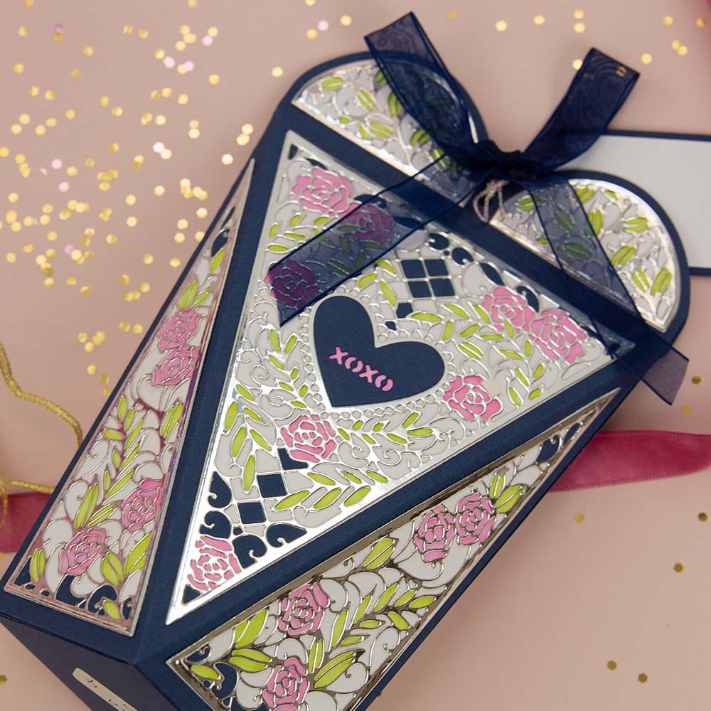 Tonic Studios Die Cutting Tonic Studios - Embellished Squeeze Box Die Set - 4109E