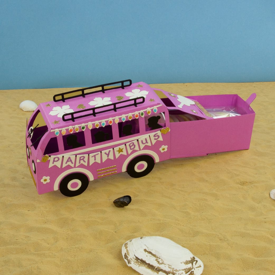 Tonic Studios Tinsel Travel Van Die Set
