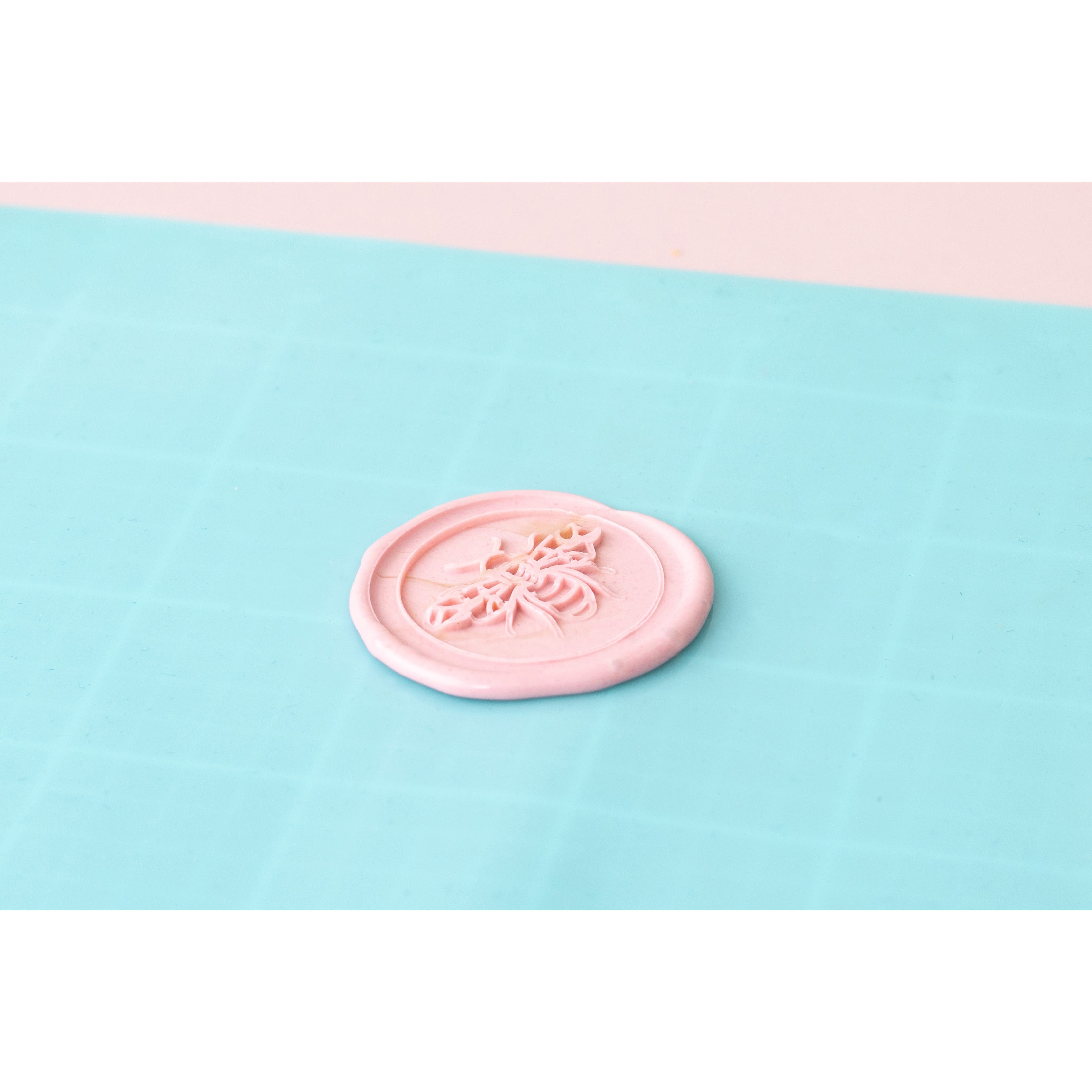 We R Makers Adhesives We R Makers – Envelope Seal Kit