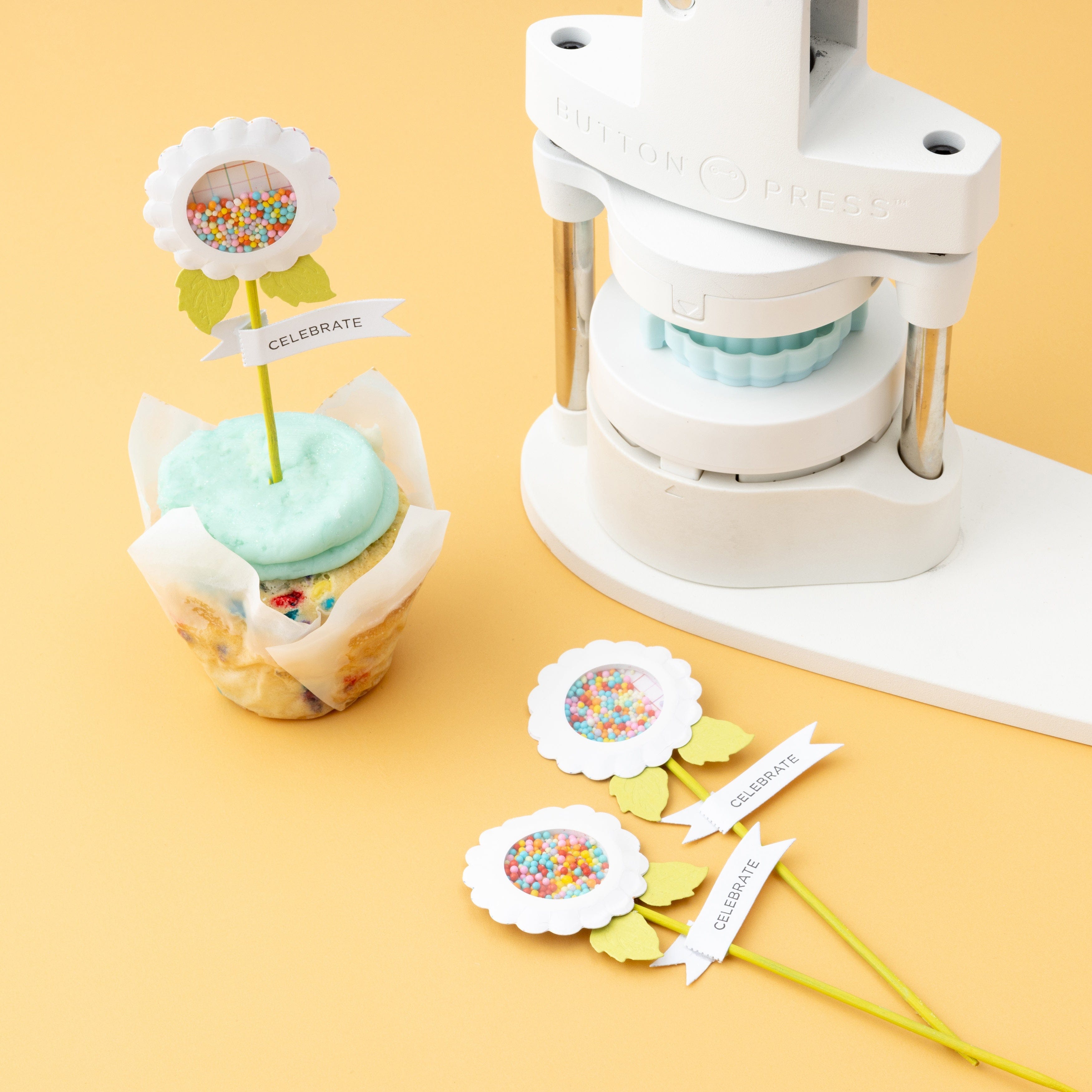 We R Makers Button Press We R Scallop Circle Button Press Insert and Sticker/Shaker Refills