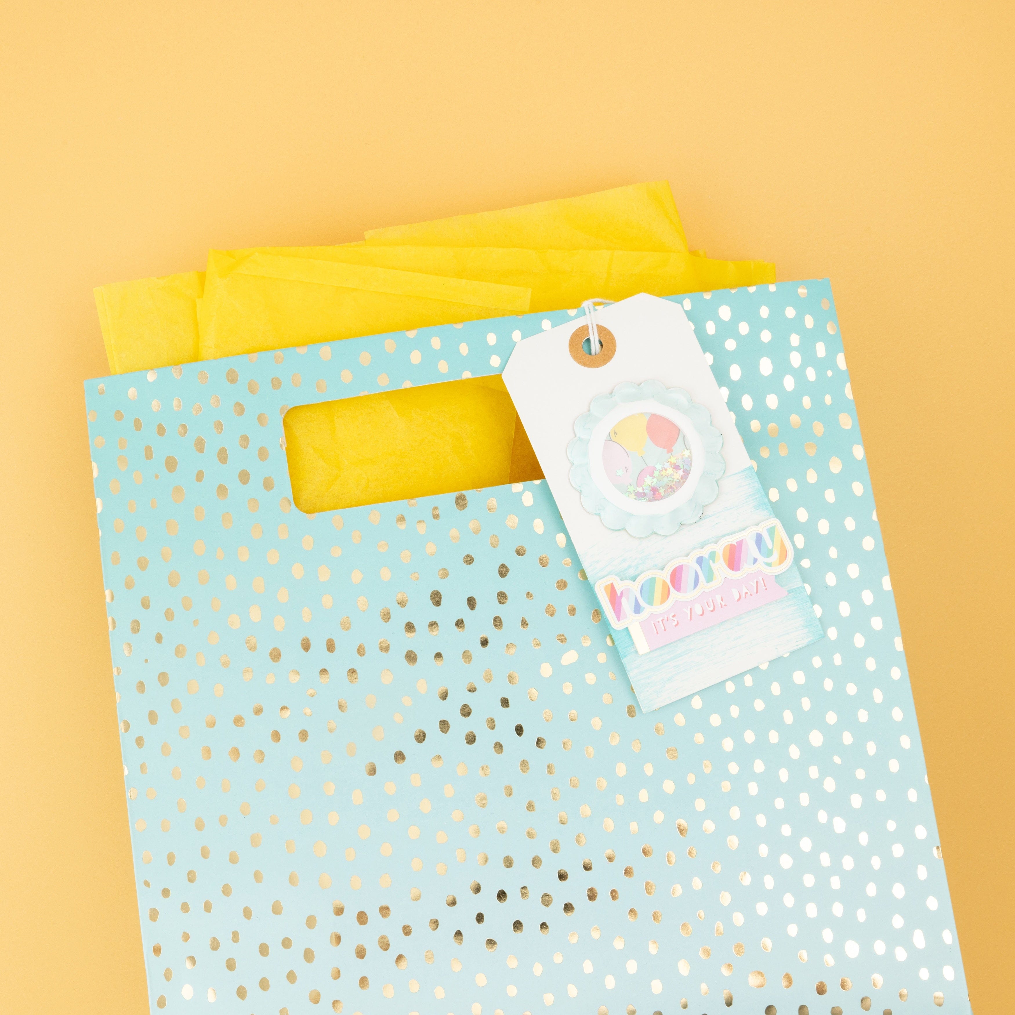 We R Makers Button Press We R Scallop Circle Button Press Insert and Sticker/Shaker Refills