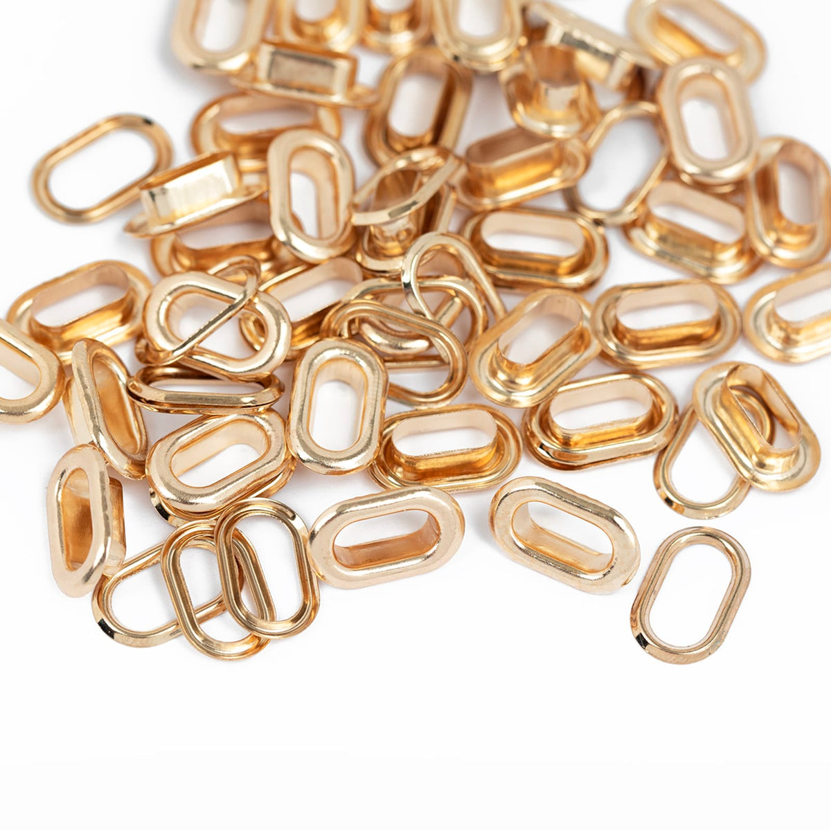 We R Makers Clips & Fasteners We R Makers - Oval Size Eyelets - Gold (50 Pack)