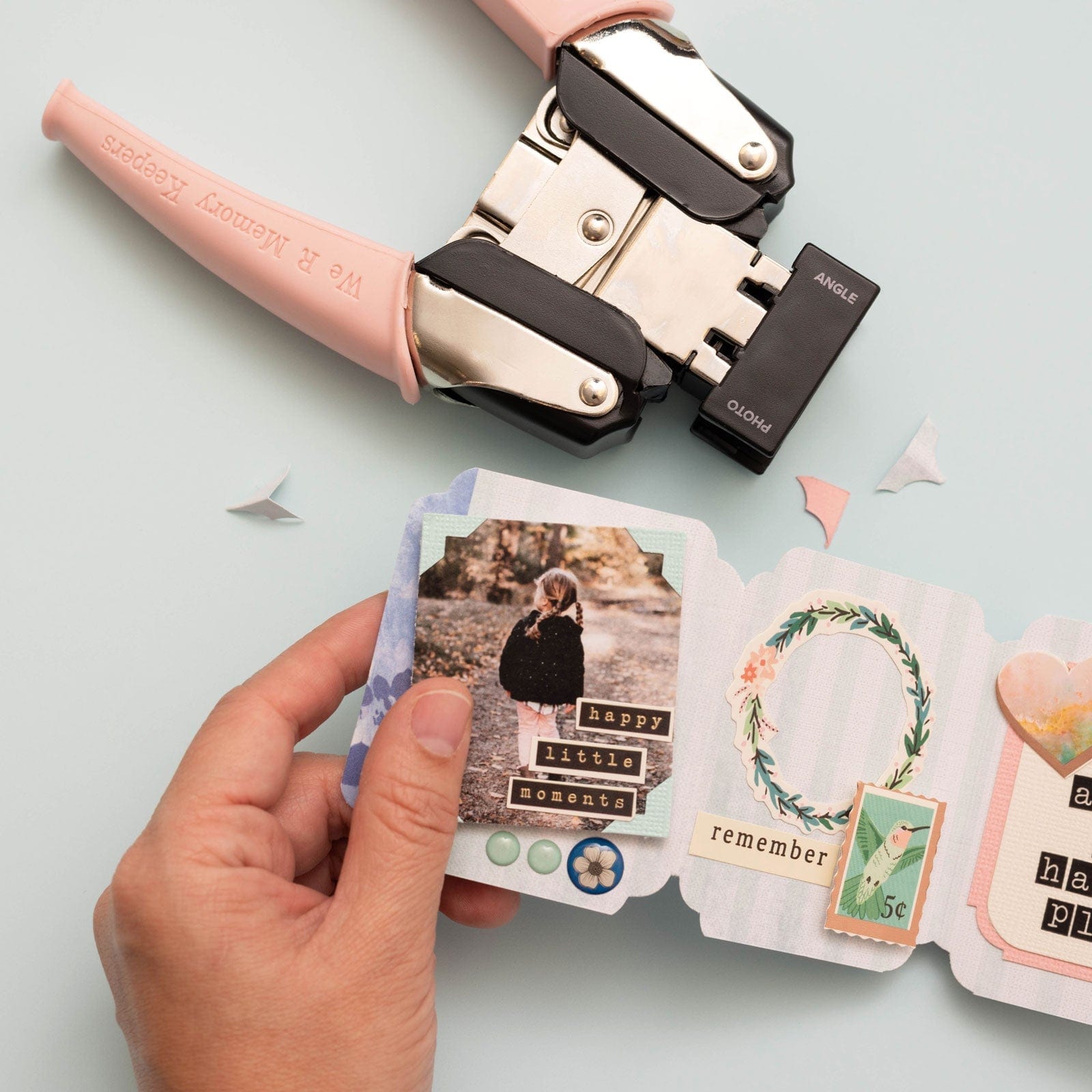 We R Makers Crop-A-Dile We R Makers Crop-A-Dile Angle & Photo Corner Chomper Punch