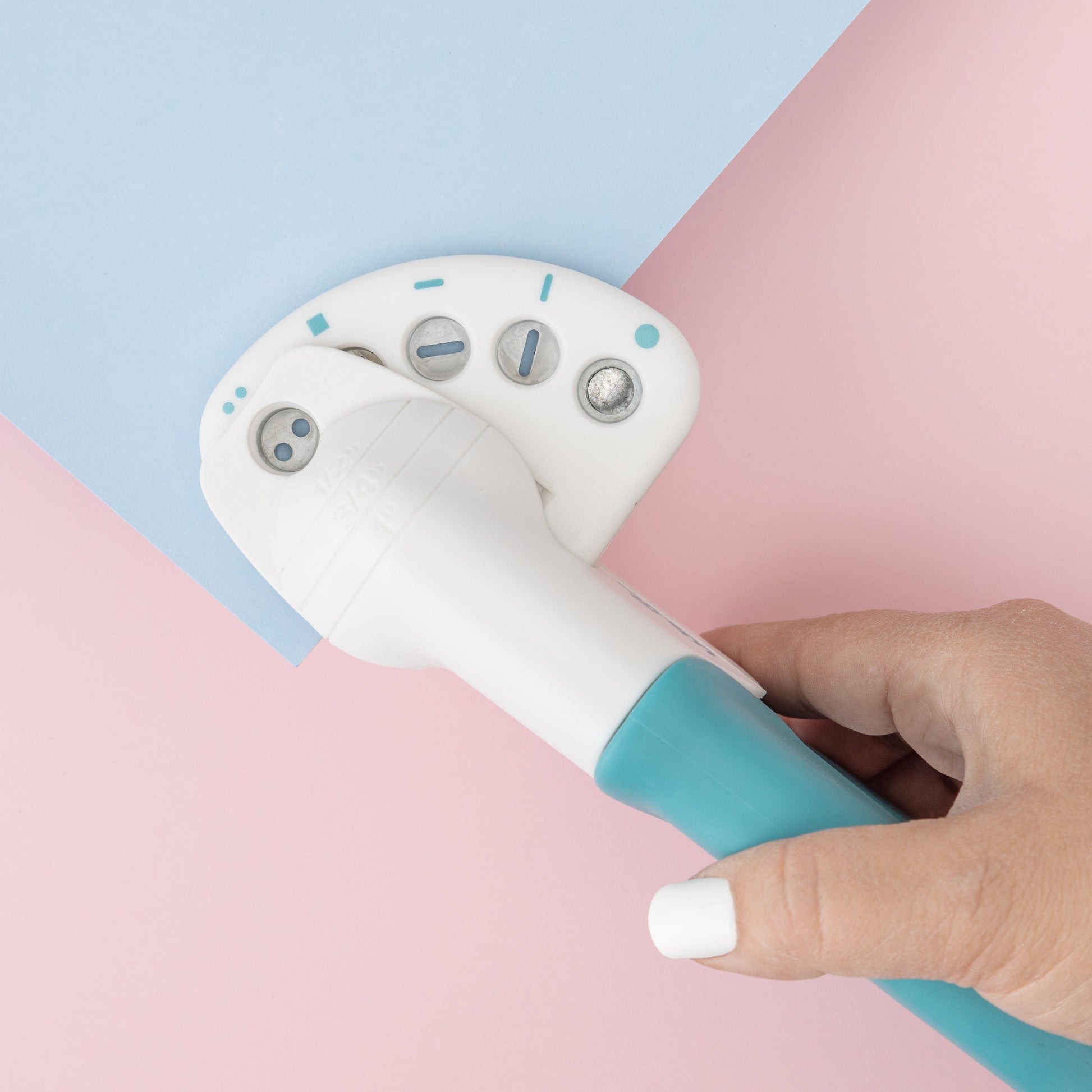 We R Makers Crop-A-Dile We R Makers Crop-A-Dile Functional Multi Hole Power Punch