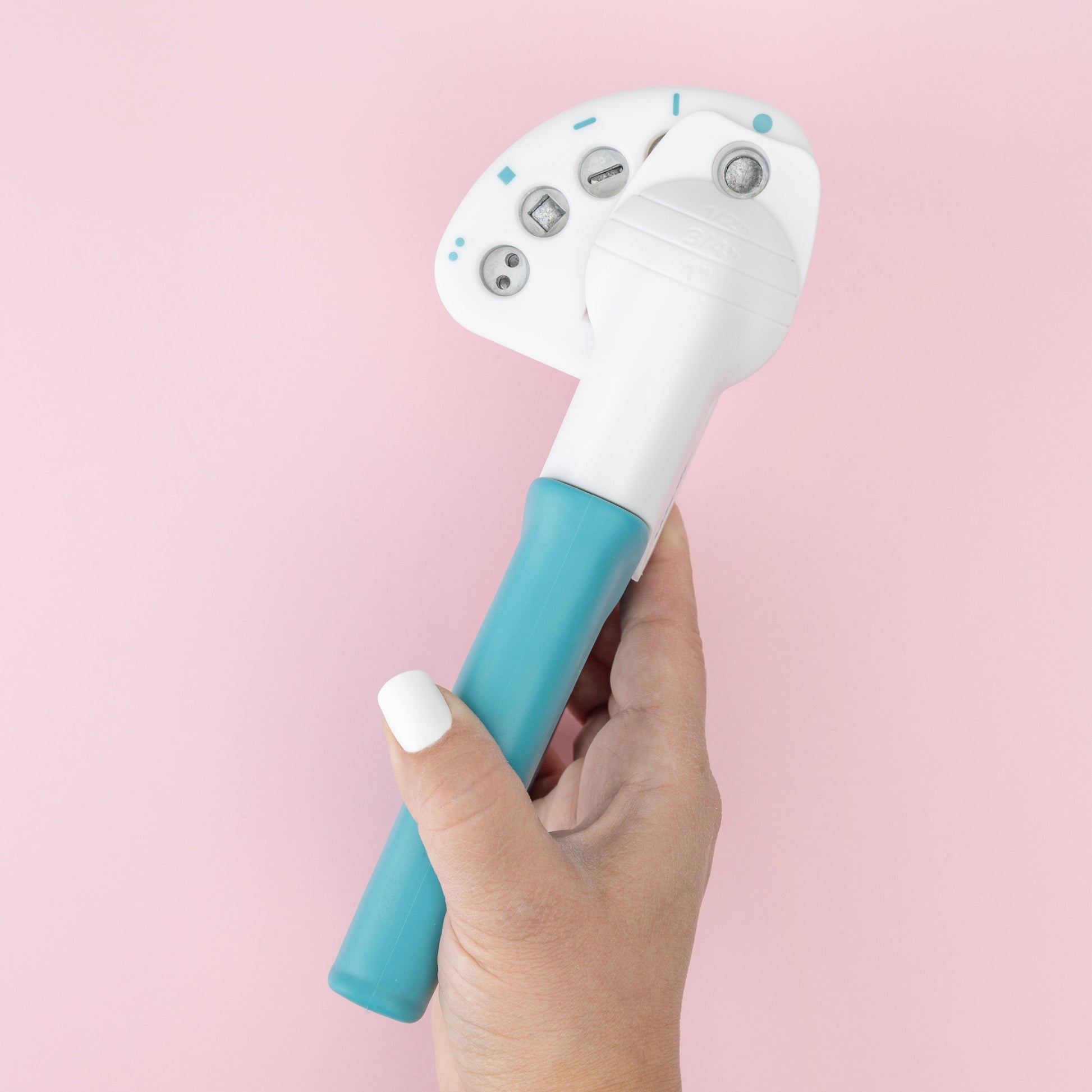We R Makers Crop-A-Dile We R Makers Crop-A-Dile Functional Multi Hole Power Punch