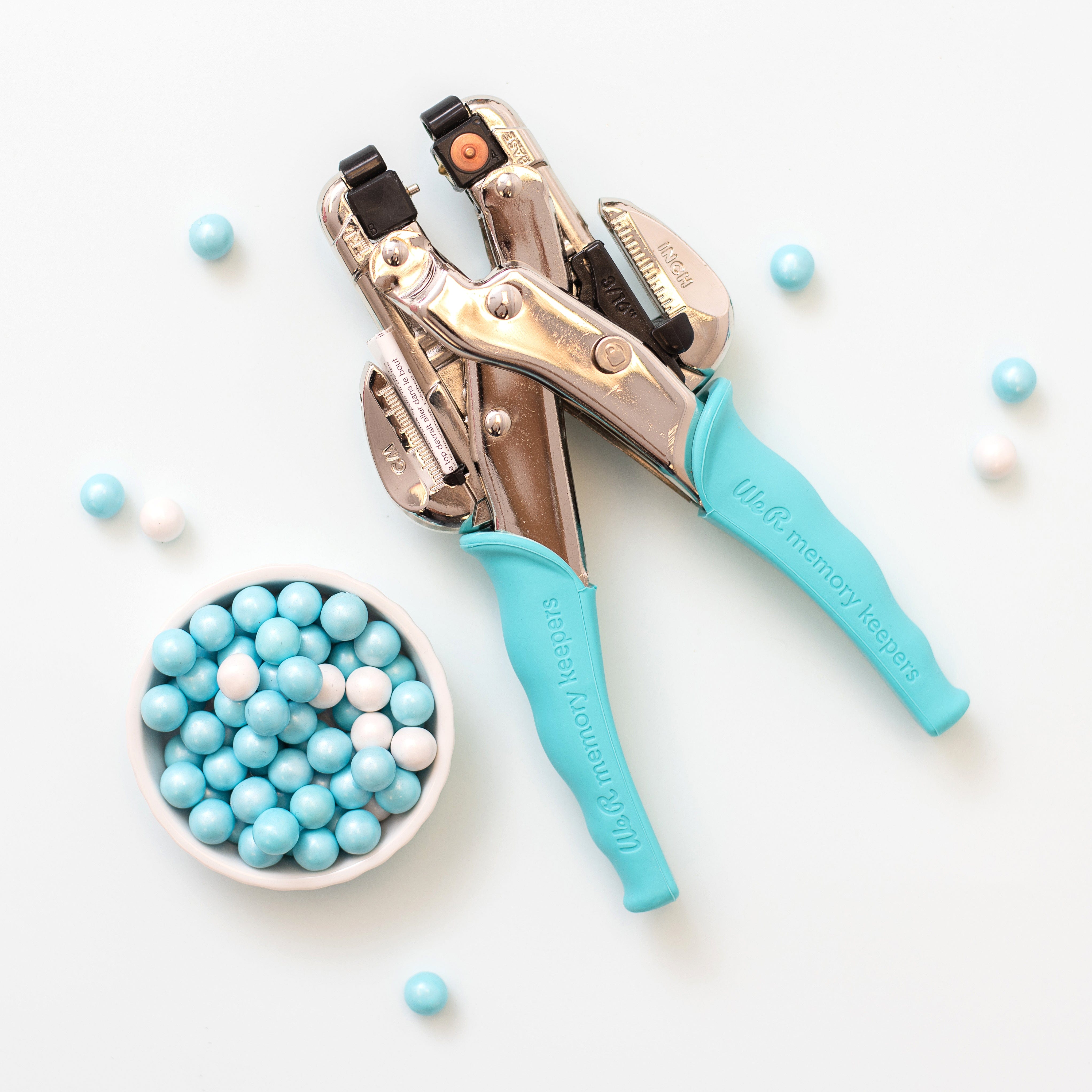 We R Makers Crop-A-Dile We R Makers Crop-A-Dile Hole Punch & Eyelet Setter