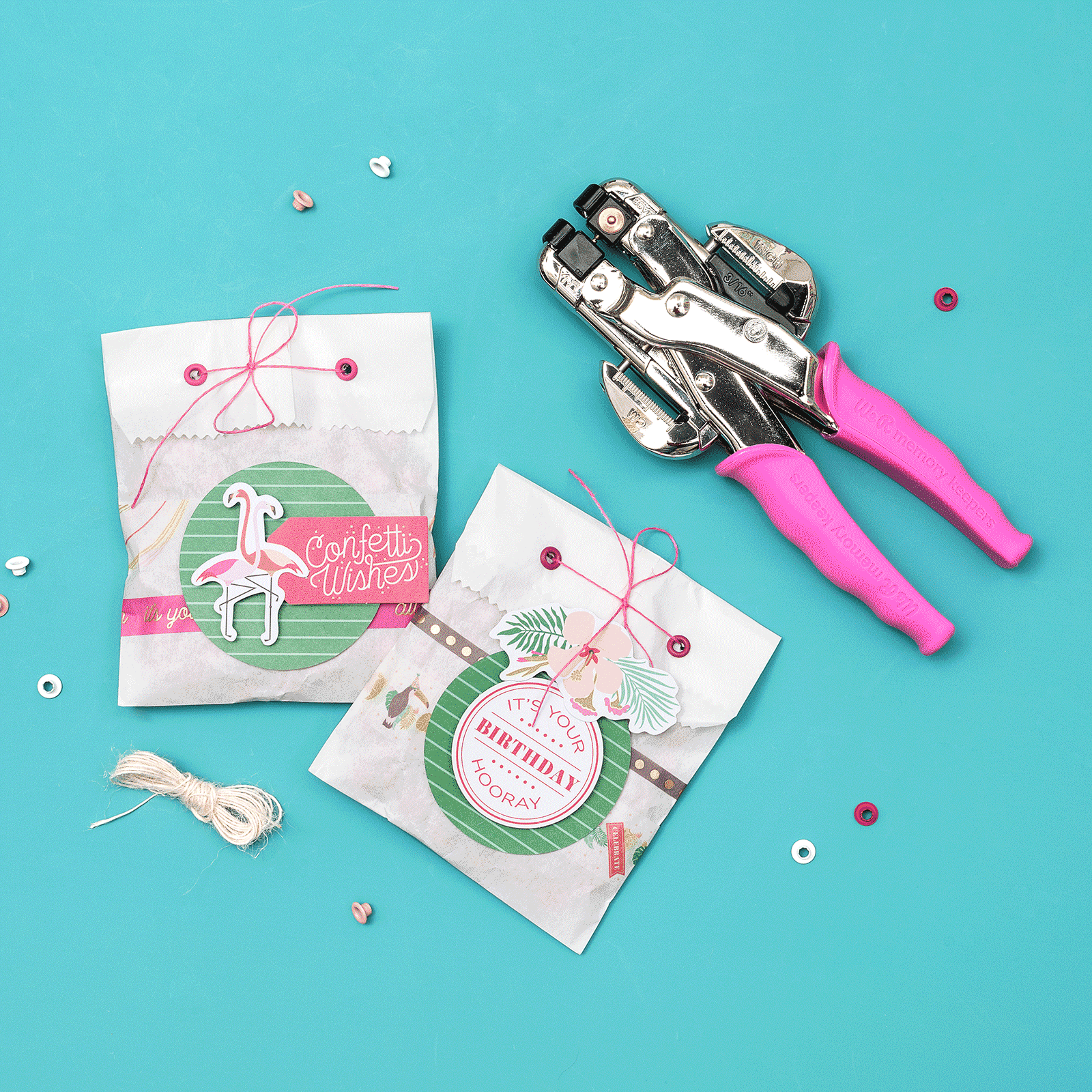 We R Makers Crop-A-Dile We R Makers Crop-A-Dile Hole Punch & Eyelet Setter Kit