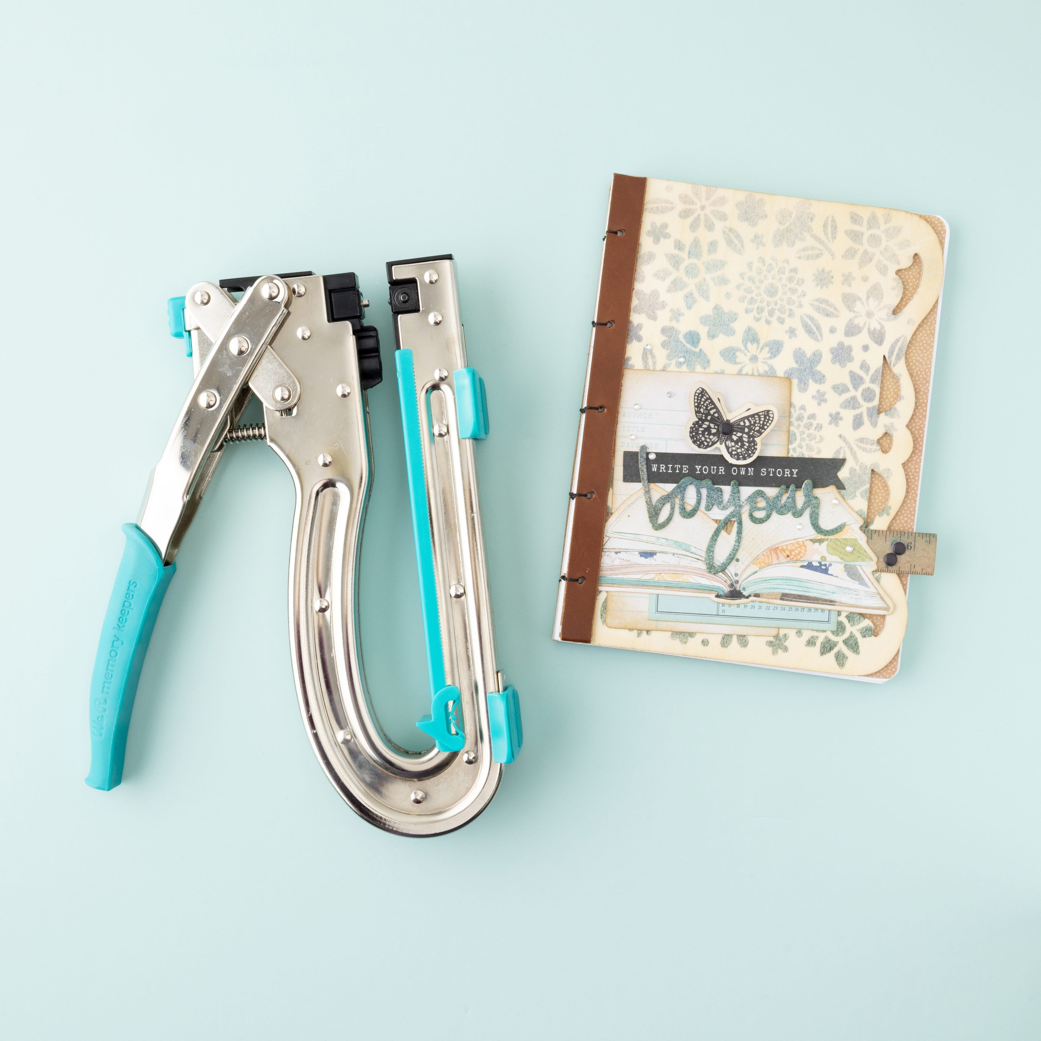 We R Makers Crop-A-Dile We R Makers - Crop-A-Dile II Big Bite Punch - Long Reach and Eyelet Setter