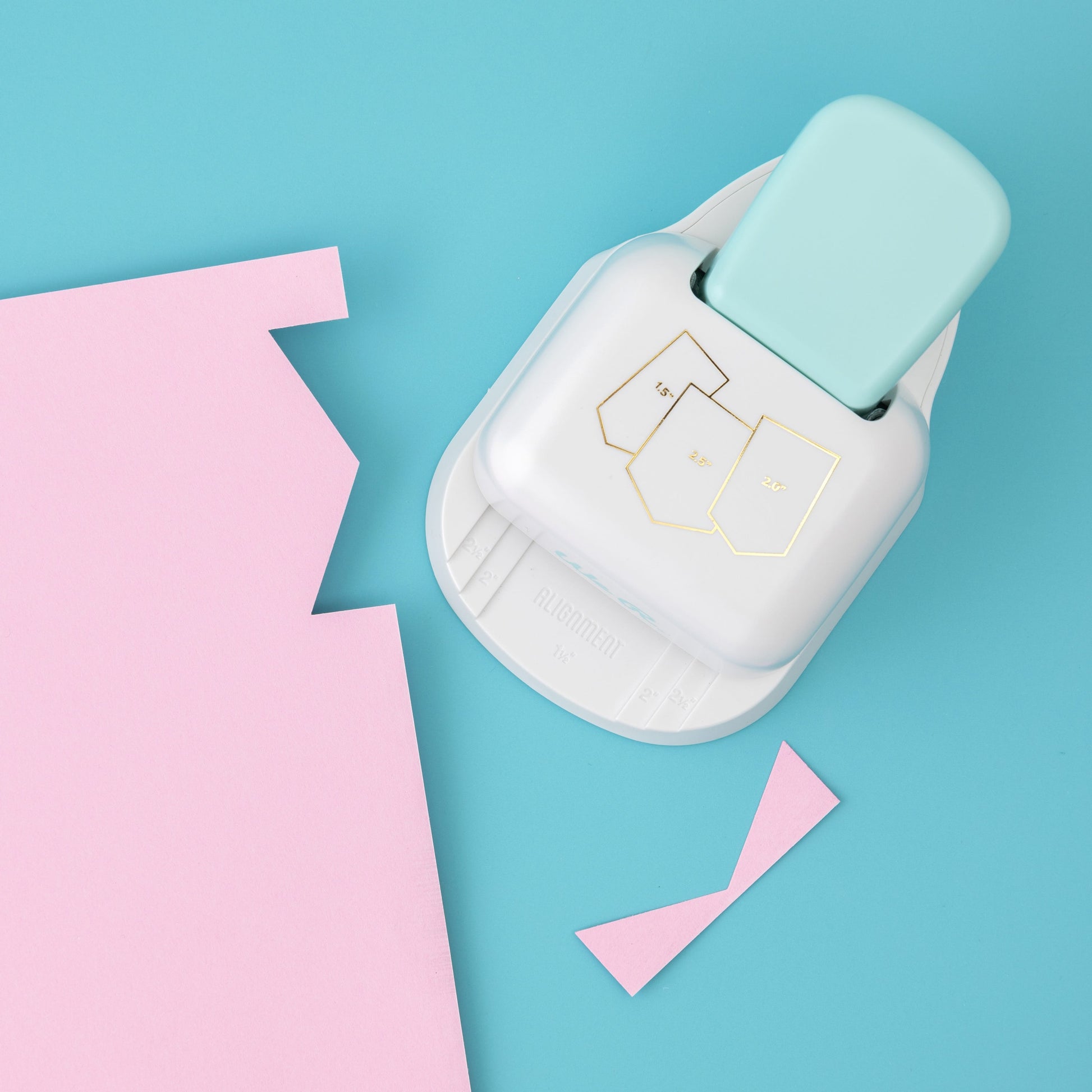 We R Makers We R Makers - 3-In-1 Paper Punch - Bunting