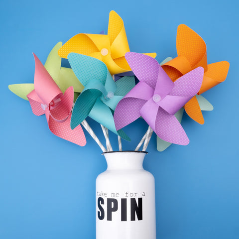 We R Makers We R Memory Keepers Pinwheel Punch Board
