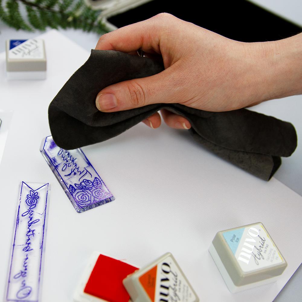 Nuvo Tools Nuvo - Tools - Stamp Cleaning Cloth - 1972N