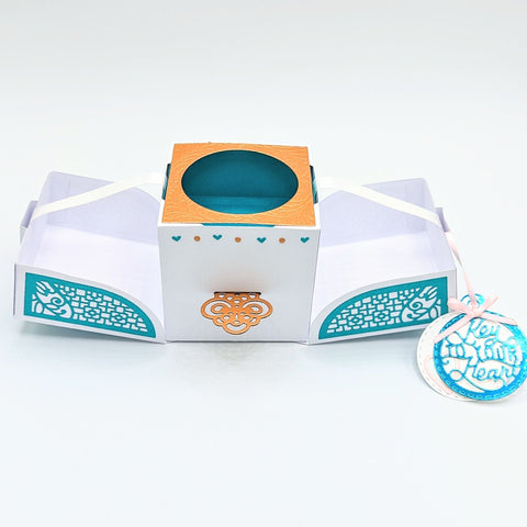 Tonic Studios Die Cutting Ribbon and Key Gift Box Die Set - 5242e