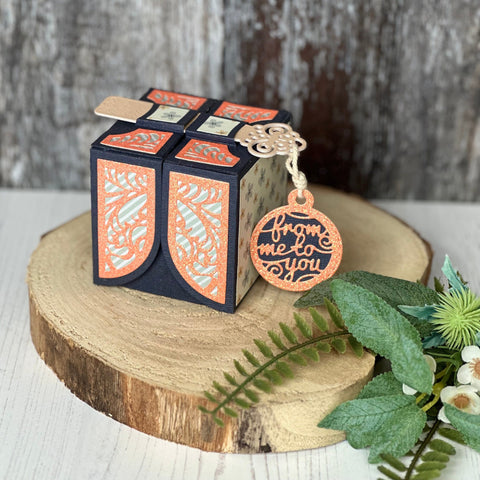 Tonic Studios Die Cutting Ribbon and Key Gift Box Die Set - 5242e