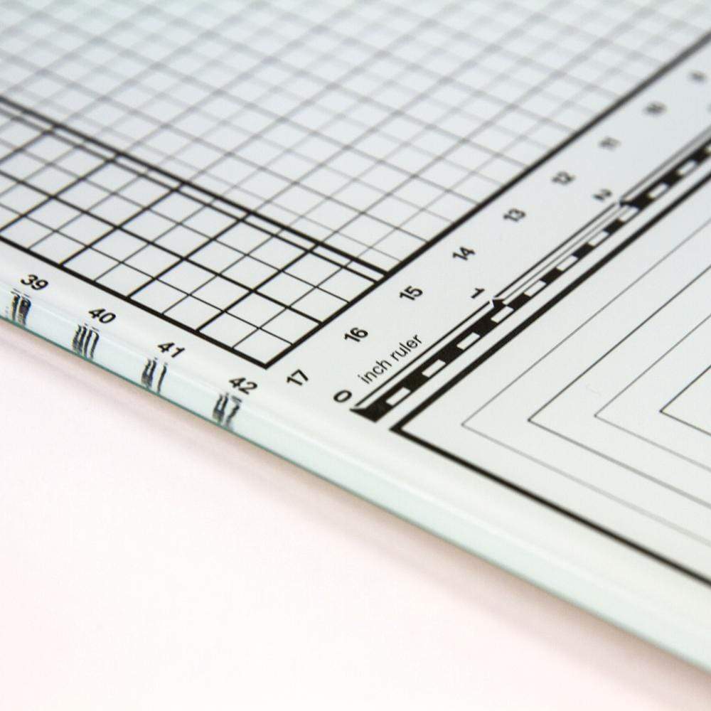 Tonic Studios Tools Tonic Studios - Surfaces - A3 Glass Cutting Mat - 352e